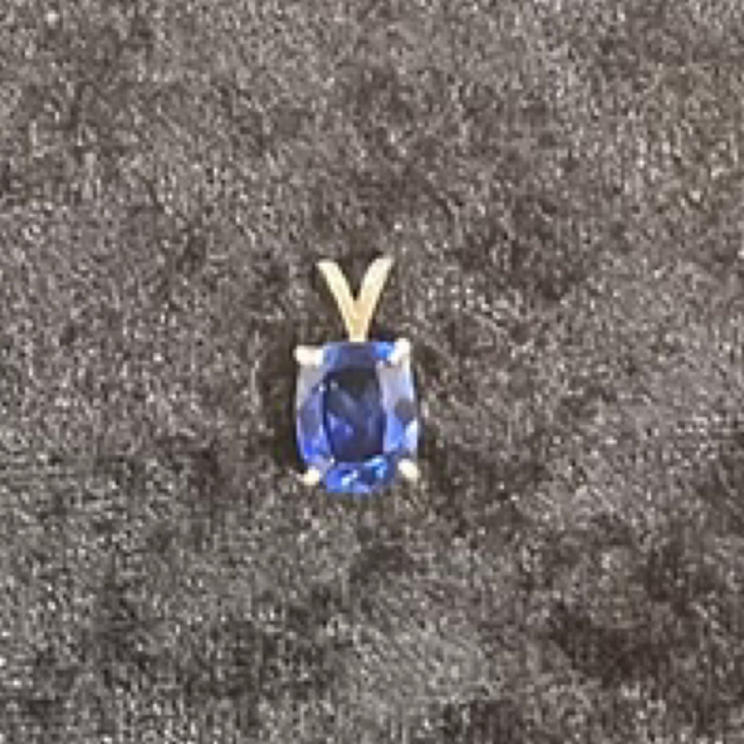 Pendant, Blue Sapphire, lab created