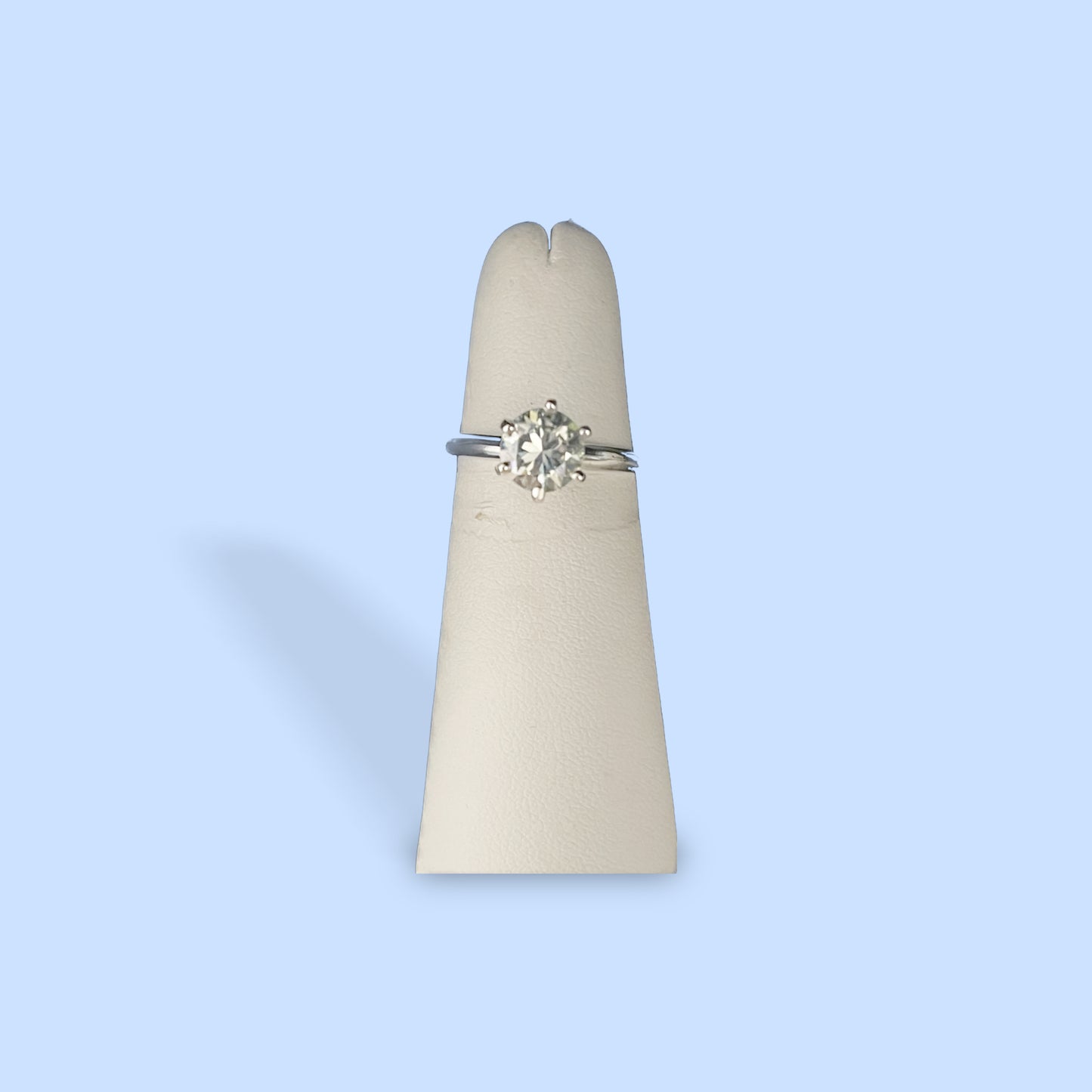 Ring, 7mm moissanite solitaire